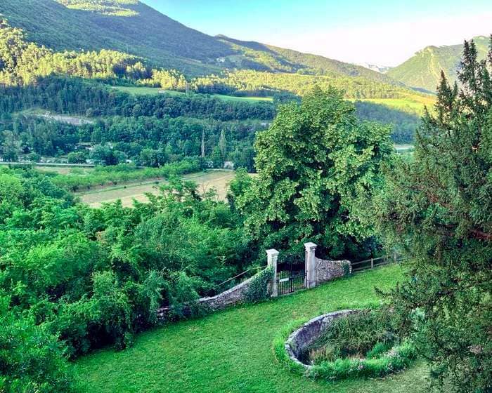Gym douce pour tous dans un cadre naturel en été